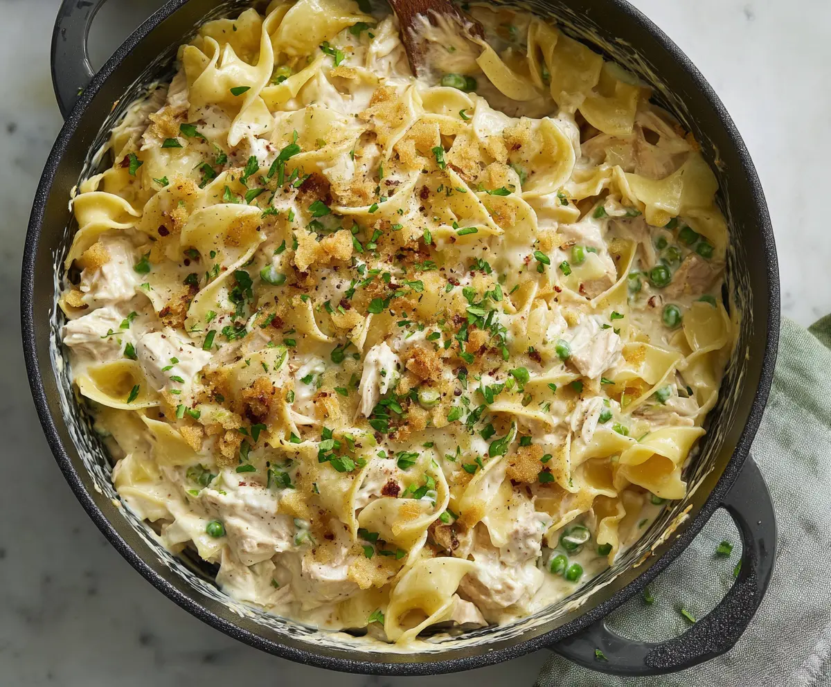 Easy Creamy Tuna Noodle Casserole