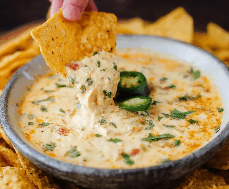 Queso Dip In 10 Minutes