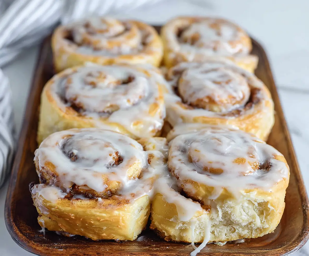 Quick 30-Minute Sourdough Cinnamon Rolls